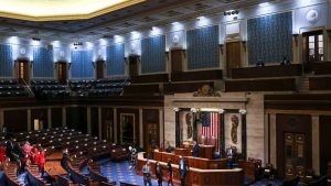 لإطلاقه إنذارا من حريق.. مجلس النواب الأميركي يوبخ عضوا ديمقراطيا