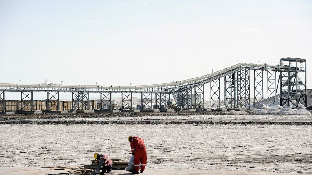 فيديو : شاهد: الحكومة البوليفية تفتتح أول معمل لصناعات الليثيوم