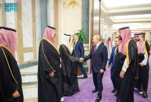 ولي العهد: بوتين ضيفٌ خاصٌ وعزيز جداً.. علاقة السعودية وروسيا قوية