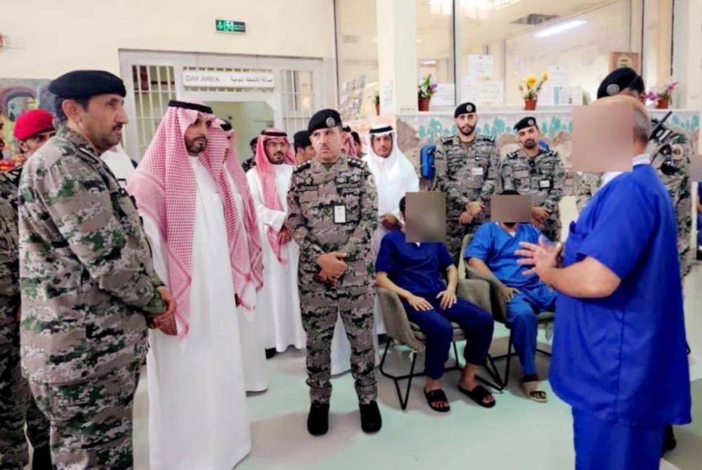 رئيس «النيابة» في جدة يتفقد سجون المحافظة للتحقق من الضمانات الحقوقية للموقوفين