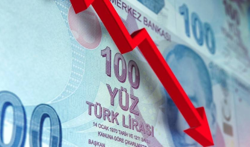 الريال السعودي بـ 8 ليرات.. عند تراجع العملة التركية 2 %