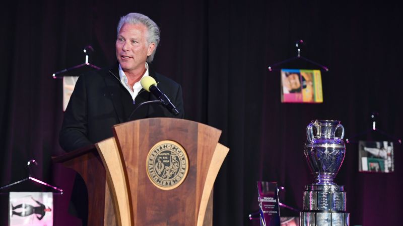 ناشر Sports Illustrated يقيل الرئيس التنفيذي بعد كارثة الذكاء الاصطناعي