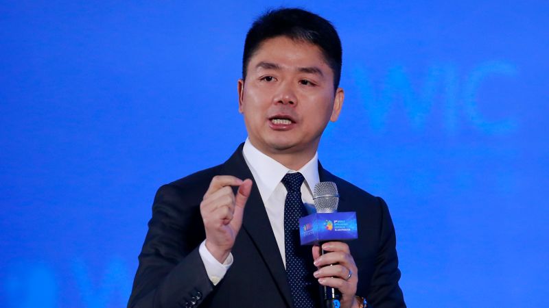 مؤسس JD.com يحث الموظفين على عدم “الاستلقاء” بعد الوصول إلى “القاع”