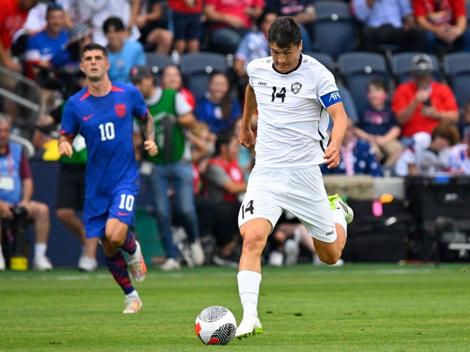 أبرز نجوم منتخبات المجموعة الثانية في أمم آسيا 2023