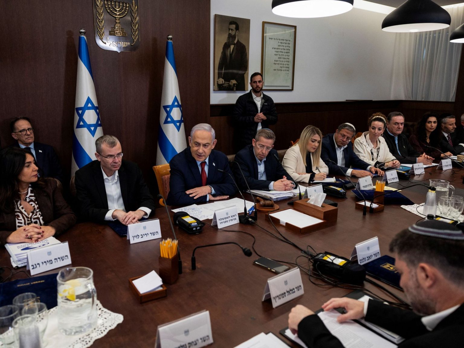 الإعلام الإسرائيلي يتحدث عن صفقة تبادل أسرى جديدة