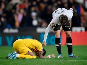 برشلونة يتعثر مجددا ويواصل ترنحه هذا الموسم