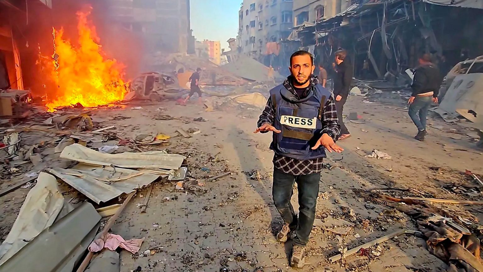 الجزيرة تدين اغتيال الجيش الإسرائيلي لوالد الزميل أنس الشريف