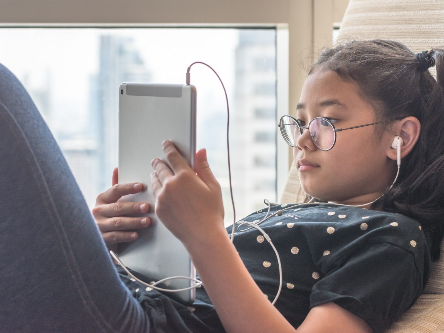 ميتا ترفض إلغاء خاصية تساعد المتحرشين في استهداف الأطفال