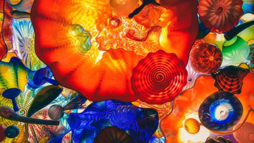 كيف تؤثر الألوان على الحالة المزاجية والسلوكيات؟