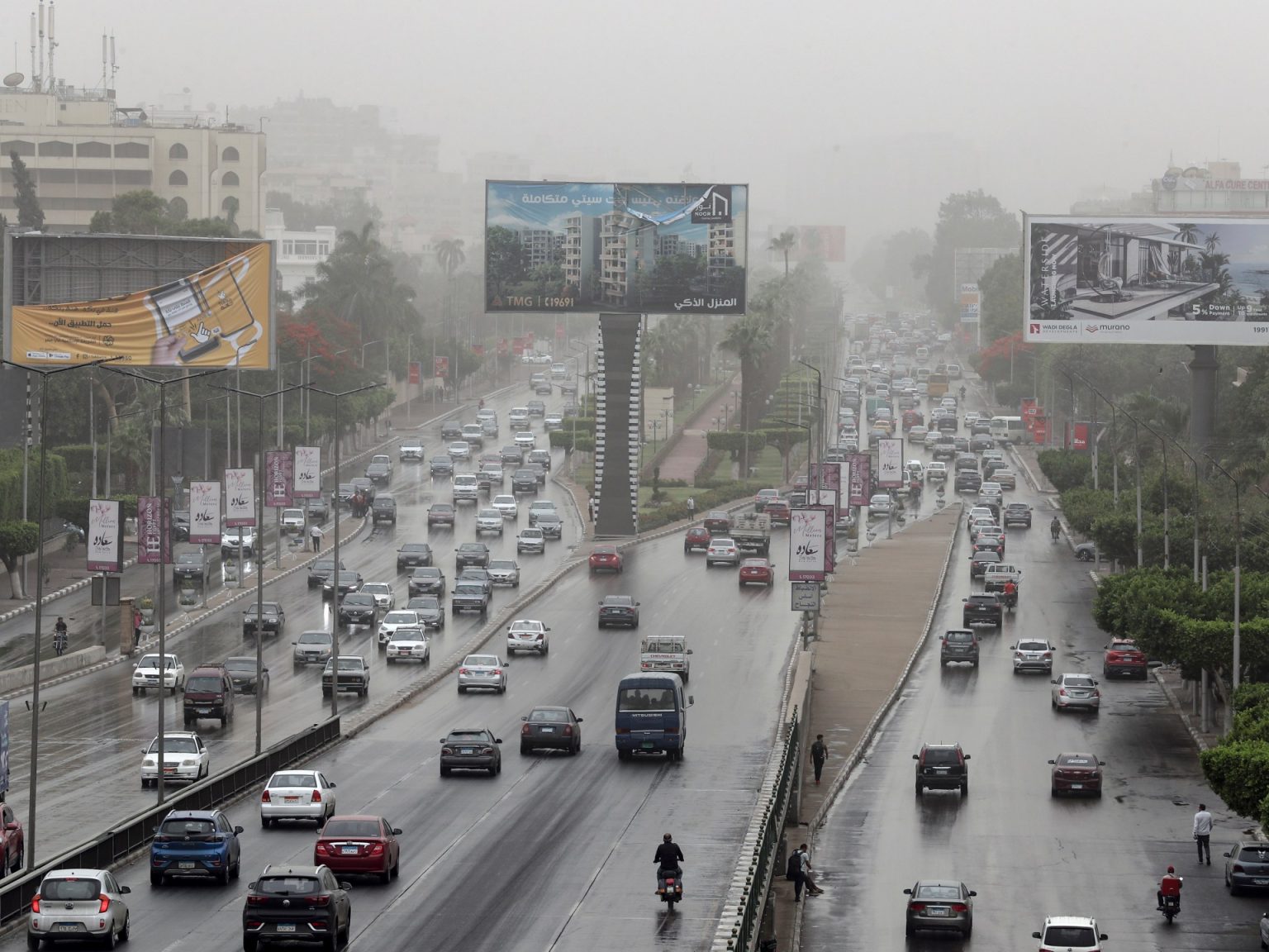 ماذا يعني خفض “موديز” نظرتها المستقبلية لمصر إلى سلبية وما تأثيره على الاقتصاد؟