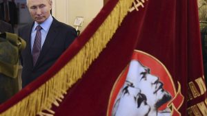 “الموت للخونة” بوتين يعيد إحياء صائد الجواسيس السري.. جهاز “سميرش” الستاليني