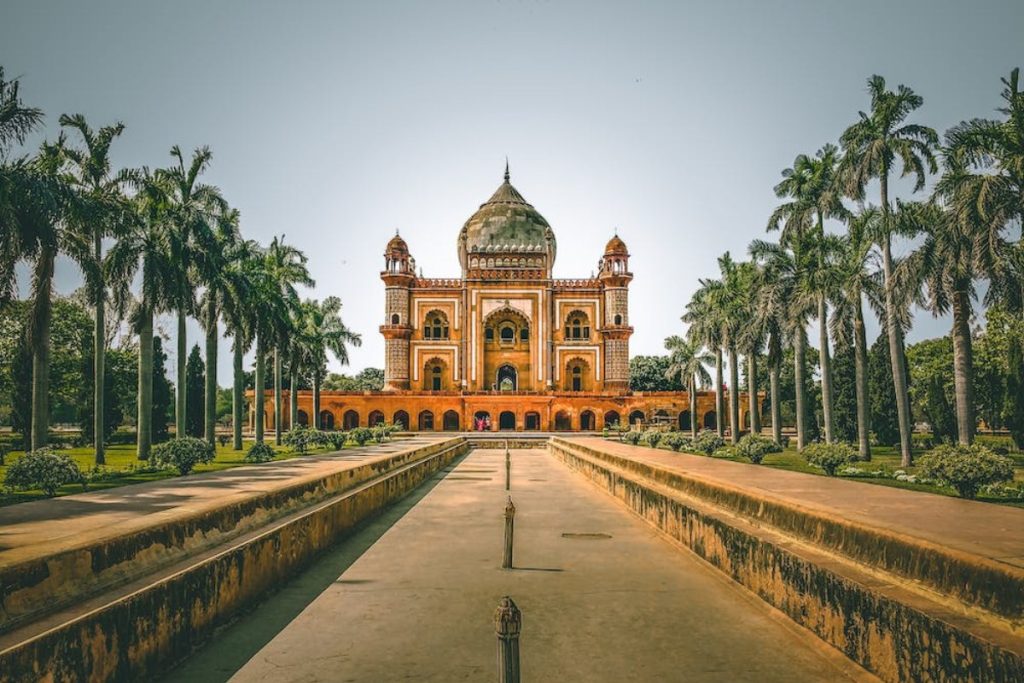 الهند تحظر عمليات تبادل العملات المشفرة الخارجية بعد تحذير بعدم الامتثال