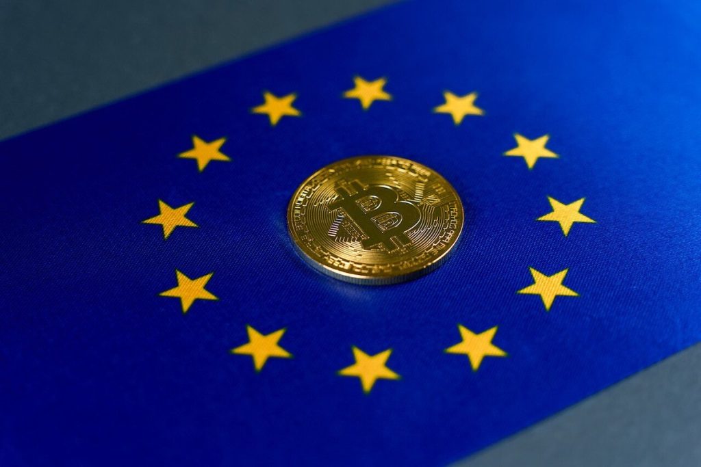 هيئة الإمارات للمواصفات والمقاييس تكشف عن خطة لمعالجة مخاطر العملات المشفرة قبل تنفيذ لائحة MiCA