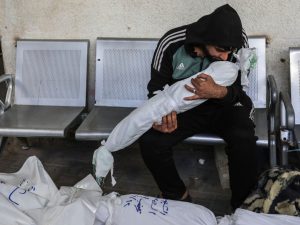 مقال بنيويورك تايمز: لا تتراجعوا عن اتهام إسرائيل بالإبادة الجماعية