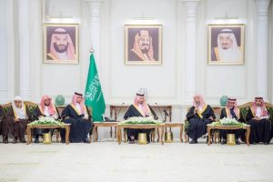 استقبل الأعيان والمواطنين.. أمير المدينة يشدد على الاعتناء بكل ما يعزز مصلحة سكان المنطقة وزوارها