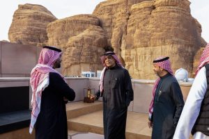 وزير الثقافة وعبدالله كامل يشهدان توقيع اتفاقية إنشاء مشروع «أمان الحجر» في العلا