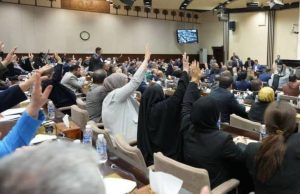 ترجيحات بانسحاب العيساوي لصالح الكريّم لخلافة الحلبوسي في البرلمان العراقي