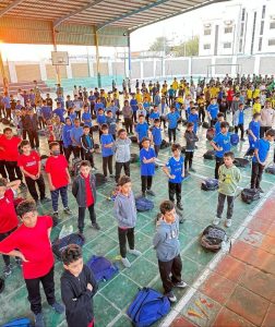 بعد تمتعهم بإجازة منتصف الفصل الثاني.. انتظام طلاب وطالبات جدة على مقاعد الدراسة