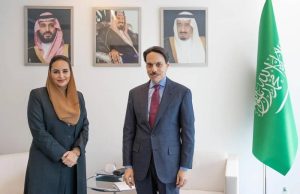 فيصل بن فرحان يلتقي الأمين العام لمنظمة التعاون الرقمي