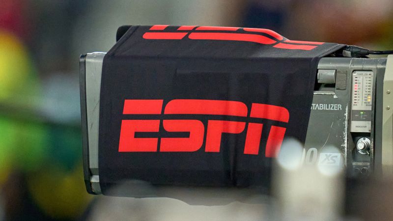 تقوم ESPN بإرجاع موظفي Emmys والتخصصات بعد التقديم للحصول على الجوائز بأسماء مزيفة