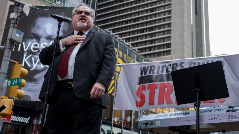 ضربة أخرى في هوليوود؟ نقابة الموسيقيين “على استعداد للقيام بكل ما تحتاجه” لحماية الذكاء الاصطناعي وبقايا البث
