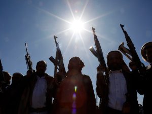 بايدن ومعضلة الحوثيين في عام انتخابات.. الظهور ضعيفا أو التصعيد العسكري