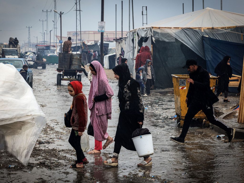 جدعون ليفي: إذا لم يكن ما يحدث في غزة إبادة جماعية فما هو إذن؟