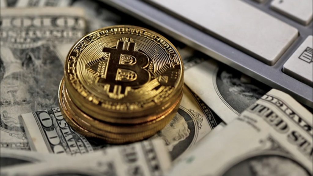 الولايات المتحدة تقر إنشاء صناديق استثمار متداولة لعملة بتكوين