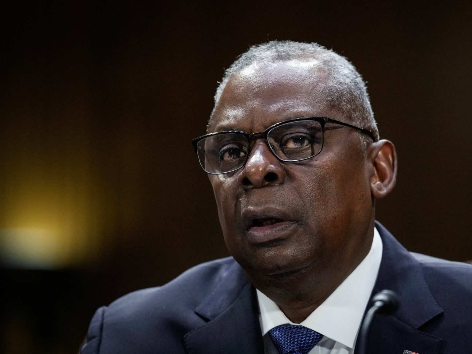 وزير الدفاع الأميركي يغادر المستشفى بعد أيام من كشف إصابته بالسرطان