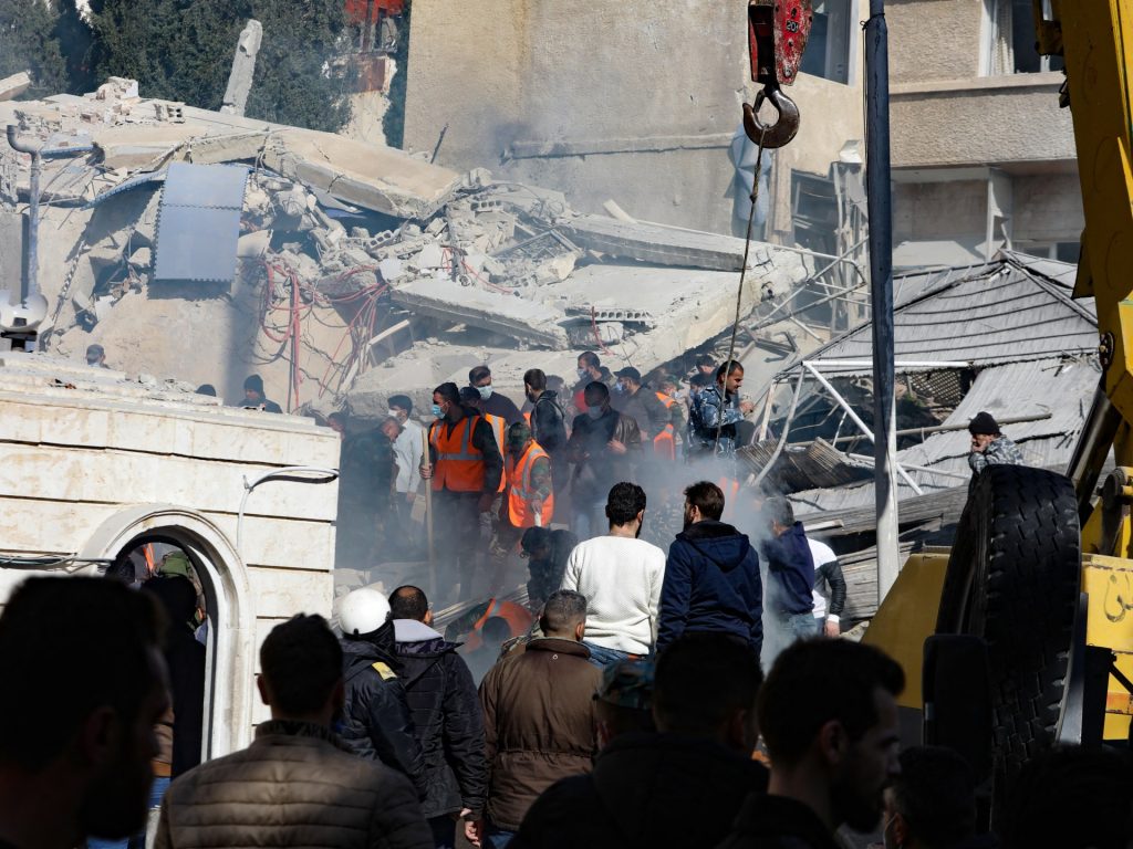 ما حدود رد إيران على اغتيال مستشاريها العسكريين في سوريا؟