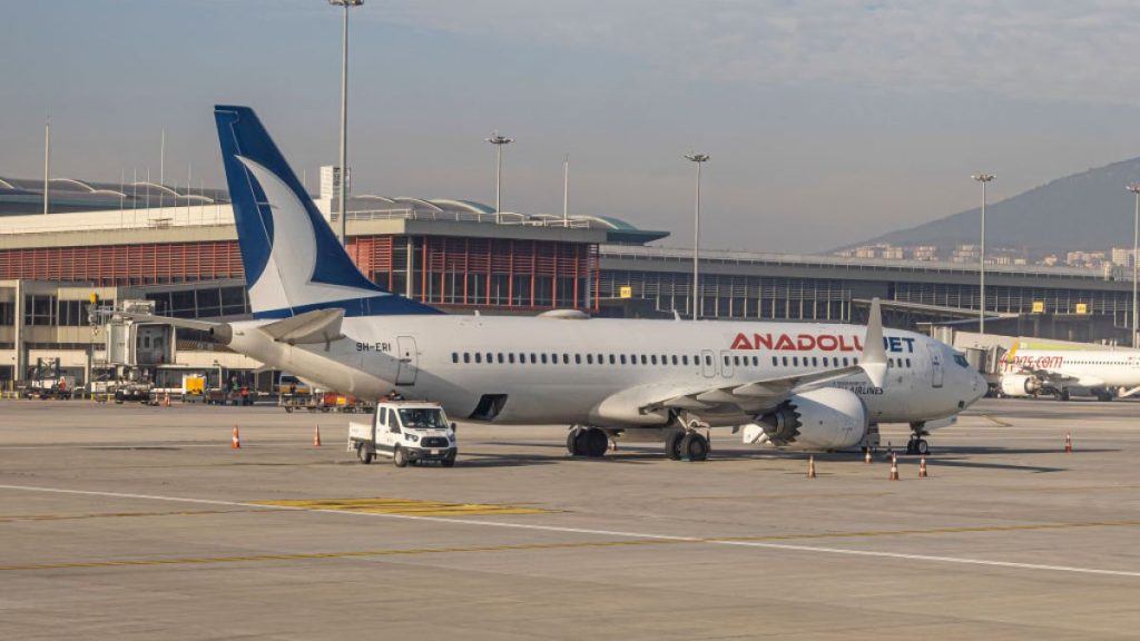 بوينغ تواجه مشاكل في الجودة واستعادة ثقة عملائها