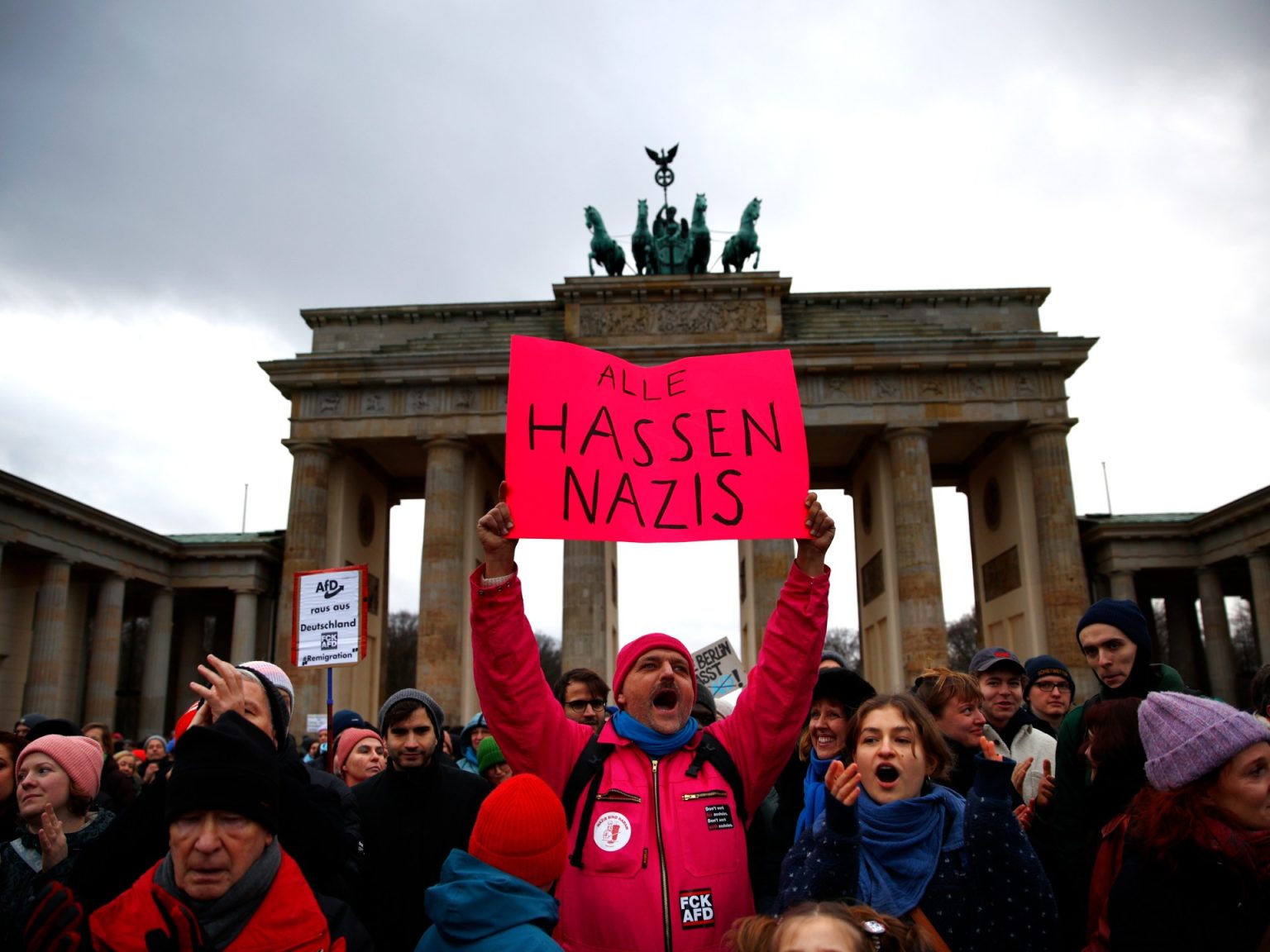 ما مستقبل حزب “البديل” الألماني المتشدد بعد مطالبته بطرد المهاجرين؟