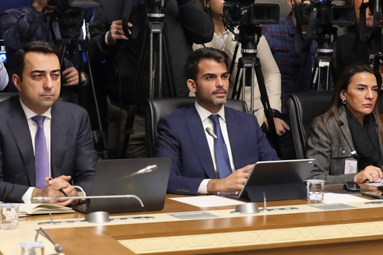 أمير جيلين ممثل تيك توك خلال الاجتماع مع لجنة الإعلام الرقمي في البرلمان التركي المصدر صحيفة حرييت copy