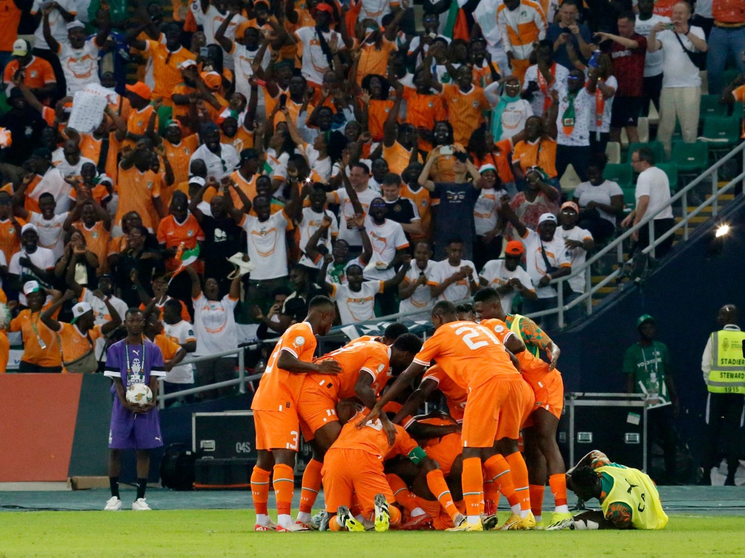 مباشر.. ساحل العاج تواجه غينيا الاستوائية ونيجيريا ضد غينيا بيساو في كأس أفريقيا