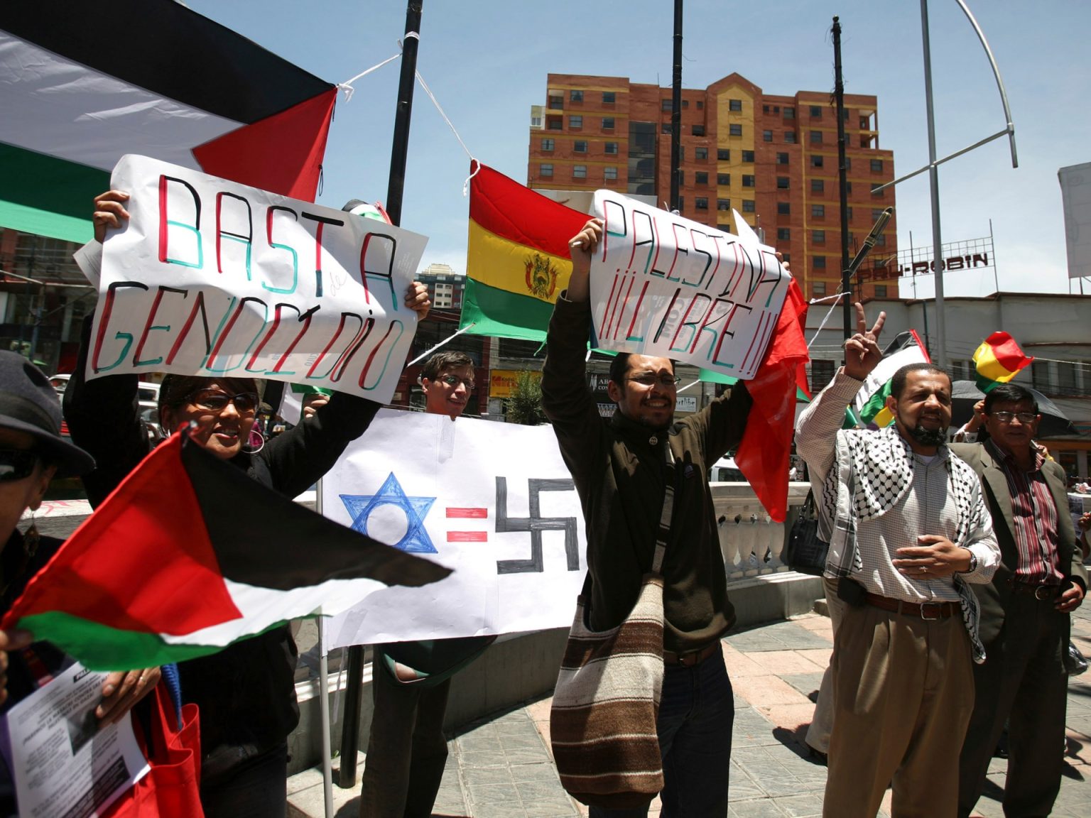 صحيفة سويسرية: شكوى جنوب أفريقيا قد تكون مدمرة لإسرائيل