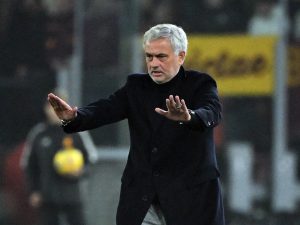 مورينيو يرد على شائعات تدريب المنتخب البرازيلي