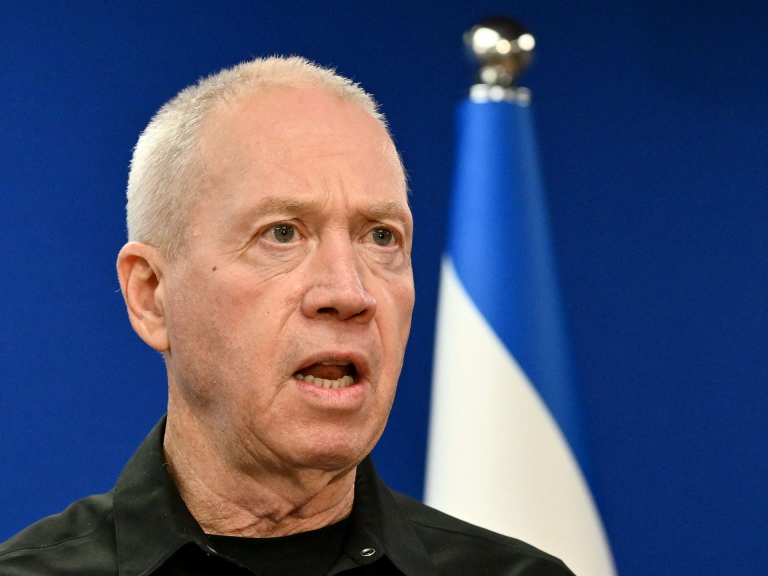 غالانت: وجود سلطة فلسطينية قوية مصلحة أمنية إسرائيلية