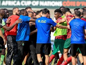 “الكاف” يفتح تحقيقا في أحداث أعقبت مباراة المغرب والكونغو الديمقراطية