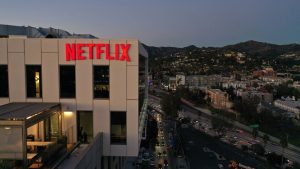 3 أسئلة ملحة تواجهها Netflix مع بداية عام 2024