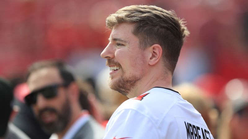 اختبر MrBeast نظرية إيلون موسك وحصل على 250 ألف دولار