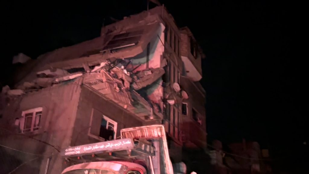 شهداء بقصف إسرائيلي لوسط غزة والمقاومة تكبد الاحتلال خسائر جديدة