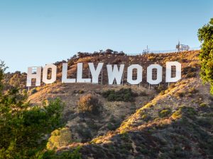 عكس التيار في هوليود.. نجوم يدعمون فلسطين ويثيرون تفاعل مغردين