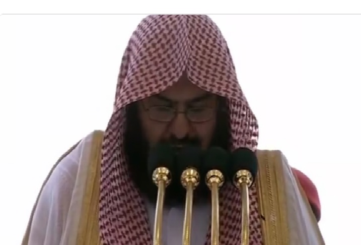 «السديس» في خطبة الجمعة: أيها التجار والأثرياء.. احذروا المباهاة والنفاق والمغالاة في الأسعار