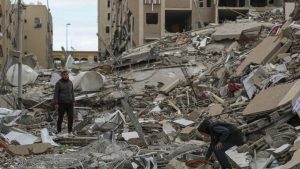 شاهد: مظاهرة في بيت لاهيا للمطالبة بإدخال المساعدات لشمال غزة