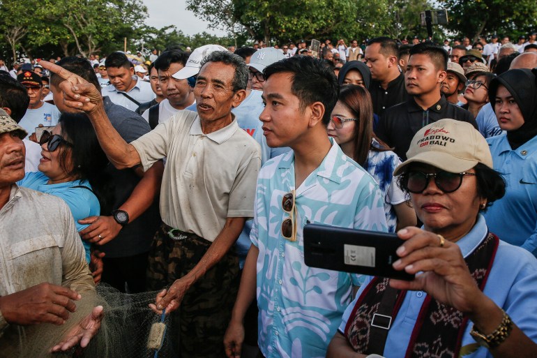 المرشح لنائب الرئيس الشاب غيبران نجل الرئيس الحالي - الأناضول