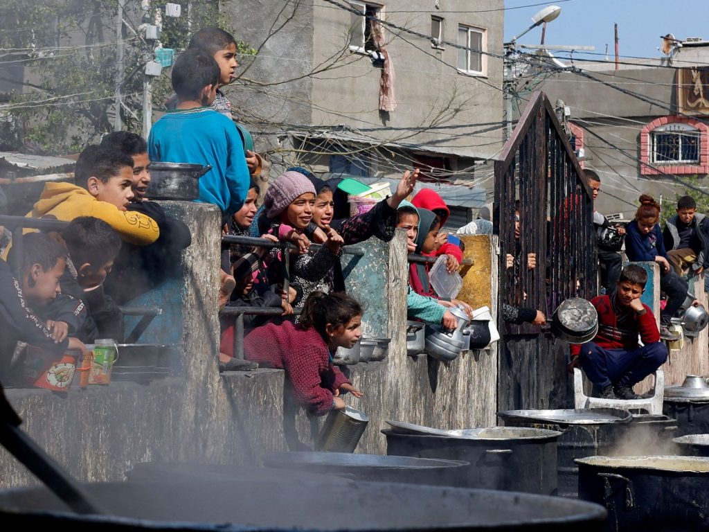 بالصور.. شبح المجاعة يخيّم على غزة