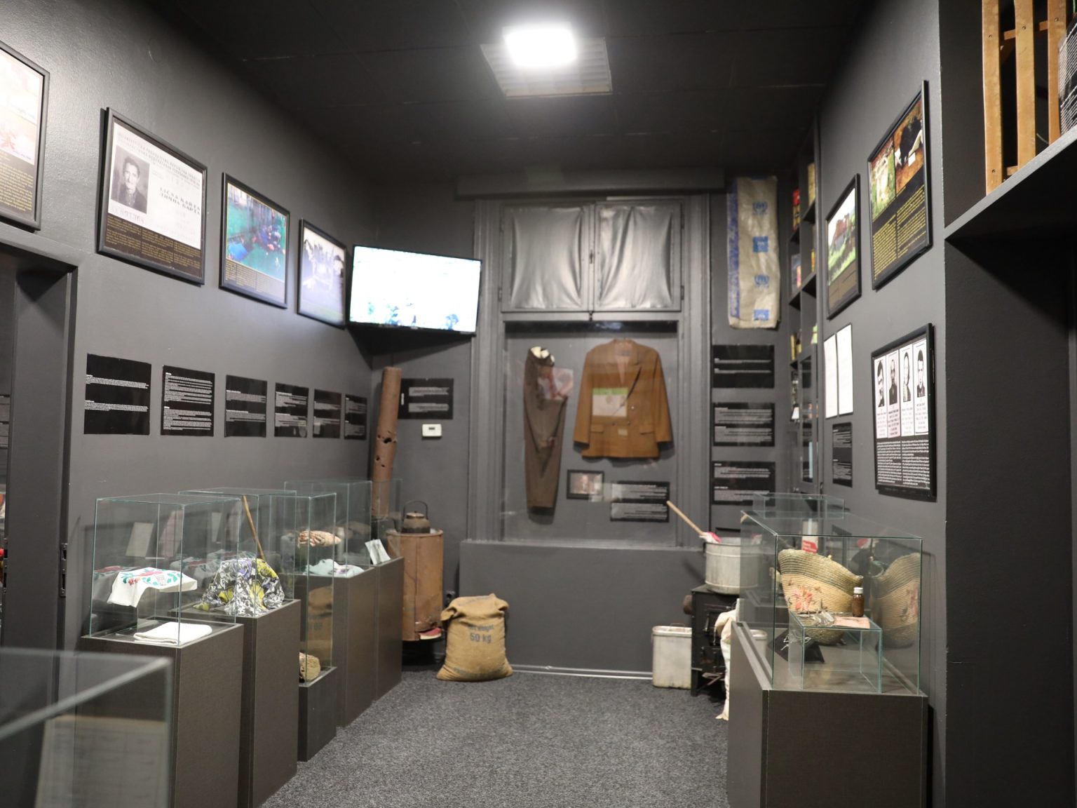 سراييفو.. “غرفة تضامن” مع غزة في متحف الإبادة البوسنية