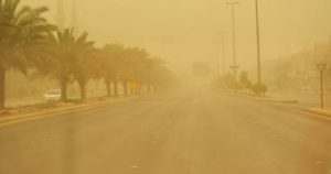 مركز الأرصاد ينبّه من أتربة مثارة على المهد والحناكية وضباب بالرايس وينبع