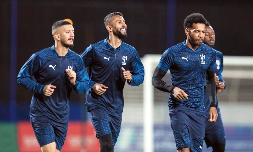 جيسوس يجهز الزعيم لمواجهة سباهان الإيراني