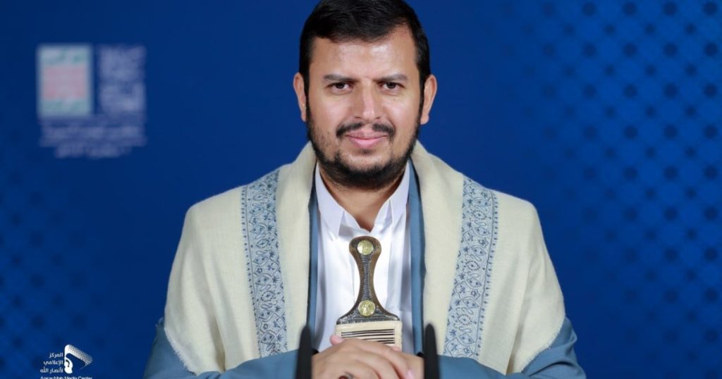 غارات أميركية على الحديدة والحوثيون يهددون بتصعيد “أكثر إيلاما”